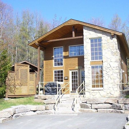 La Bannik Villa Ville-Marie Bagian luar foto