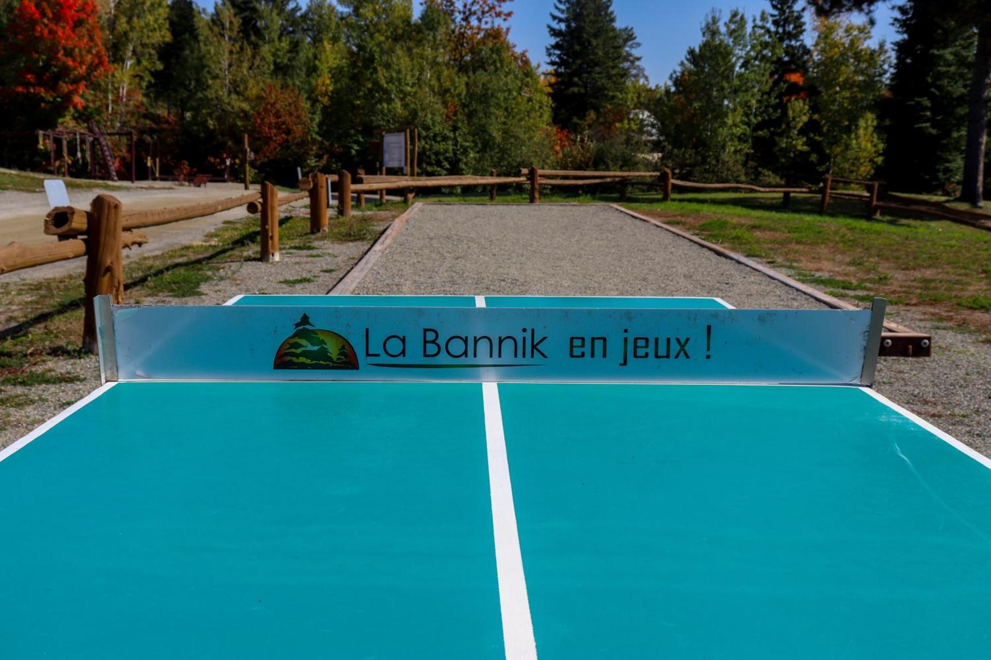 La Bannik Villa Ville-Marie Bagian luar foto